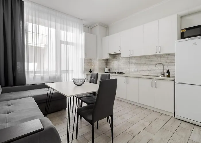 Inshiapartments On Bohdan Khmelnytsky Str Apartamento Leópolis